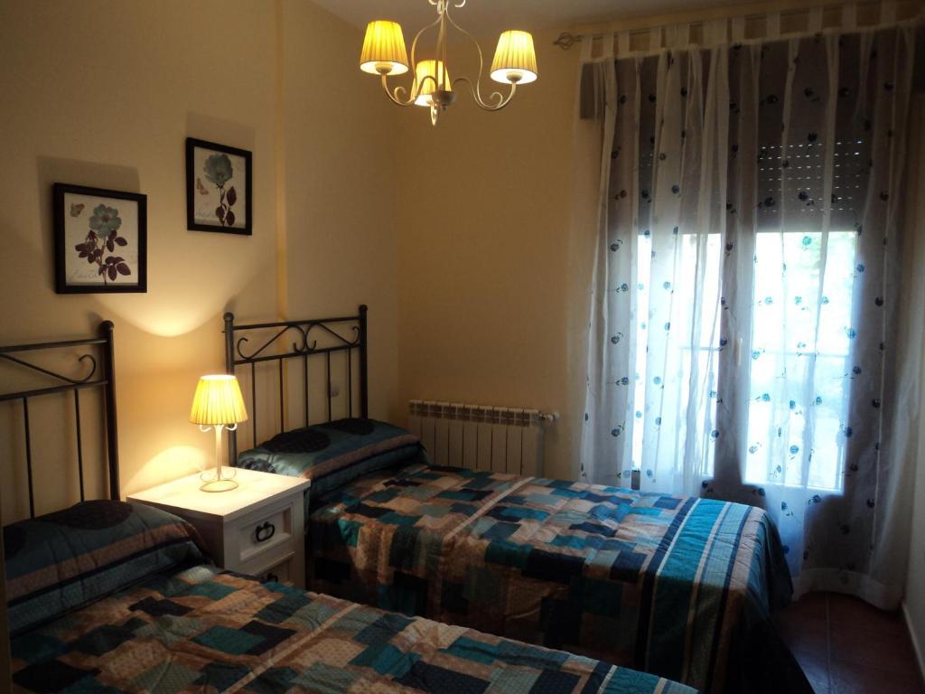 Apartamentos Alameda Siguenza Bagian luar foto